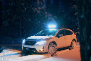 Choisir entre chaussettes et chaines neige : une question de securite